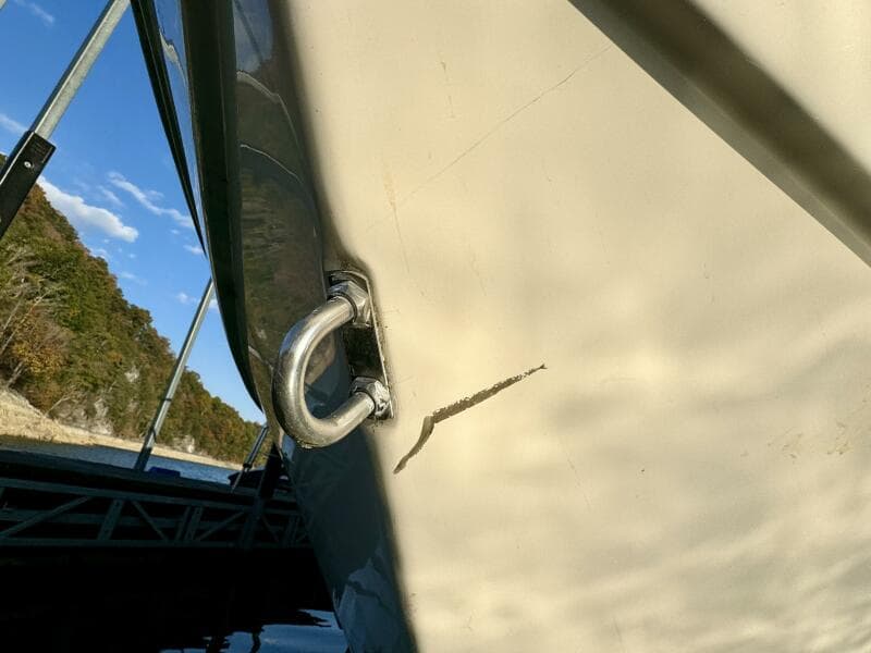 2004 Rinker 342 Fiesta Vee