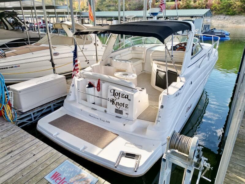2004 Rinker 342 Fiesta Vee
