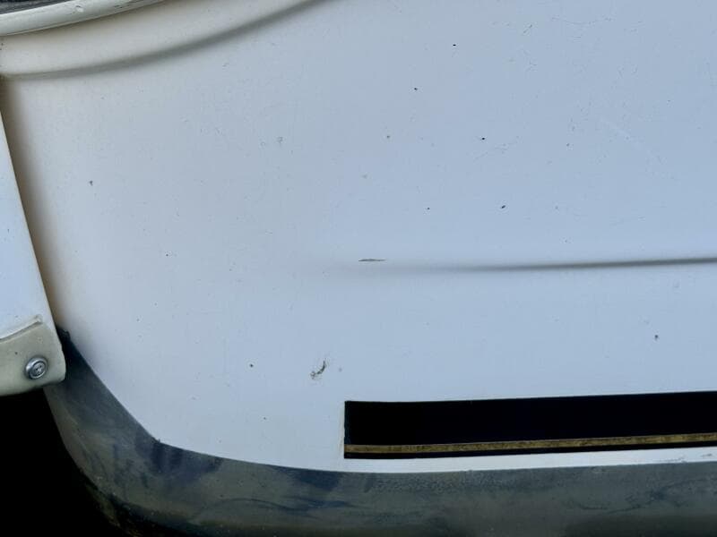 2004 Rinker 342 Fiesta Vee