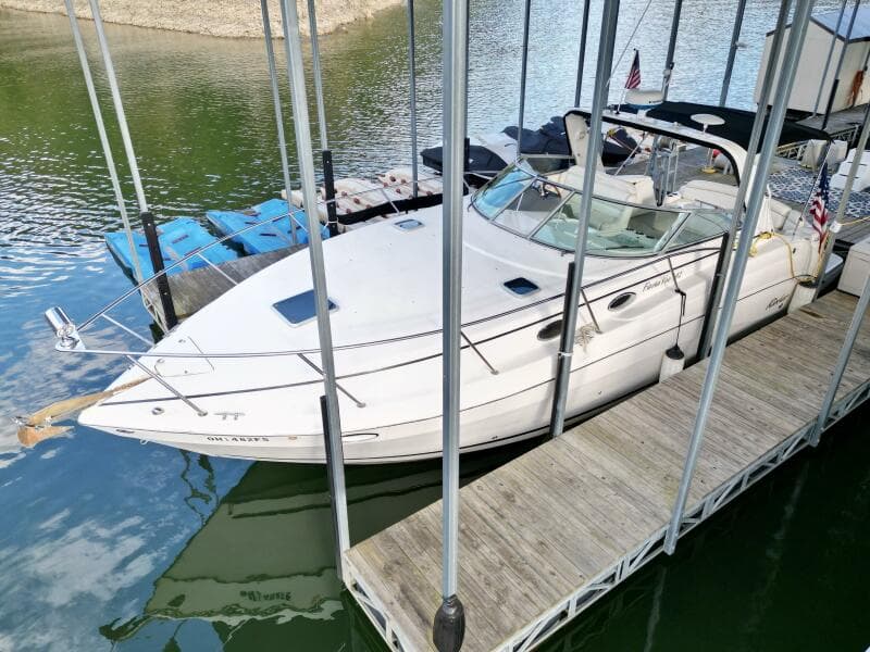 2004 Rinker 342 Fiesta Vee
