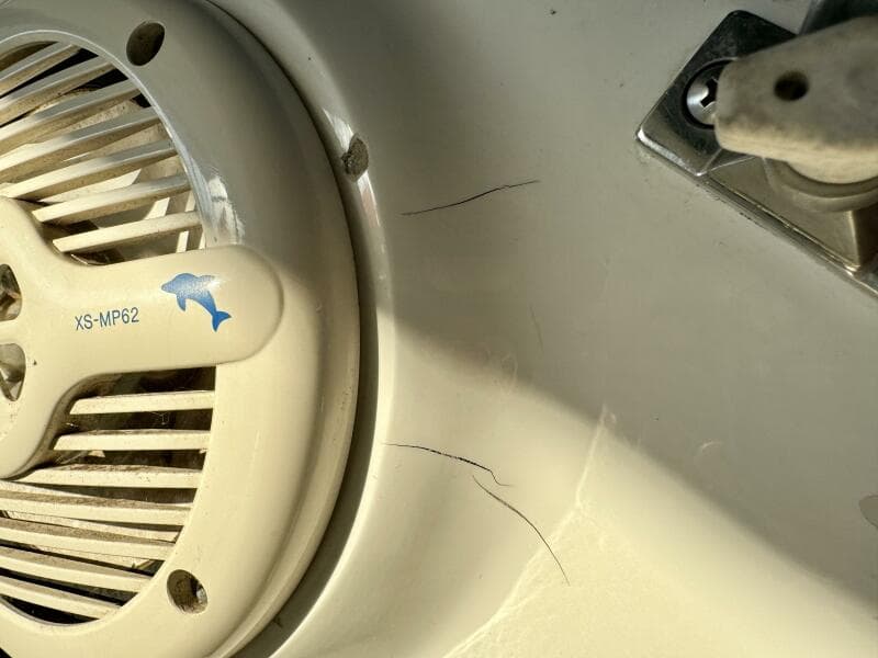 2004 Rinker 342 Fiesta Vee