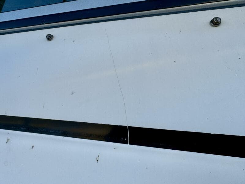 2004 Rinker 342 Fiesta Vee