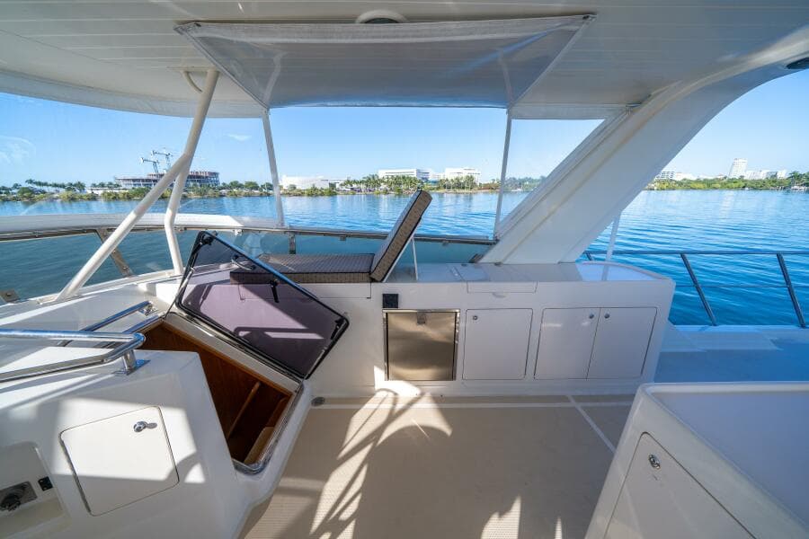 2006 Offshore Yachts 72 Pilothouse