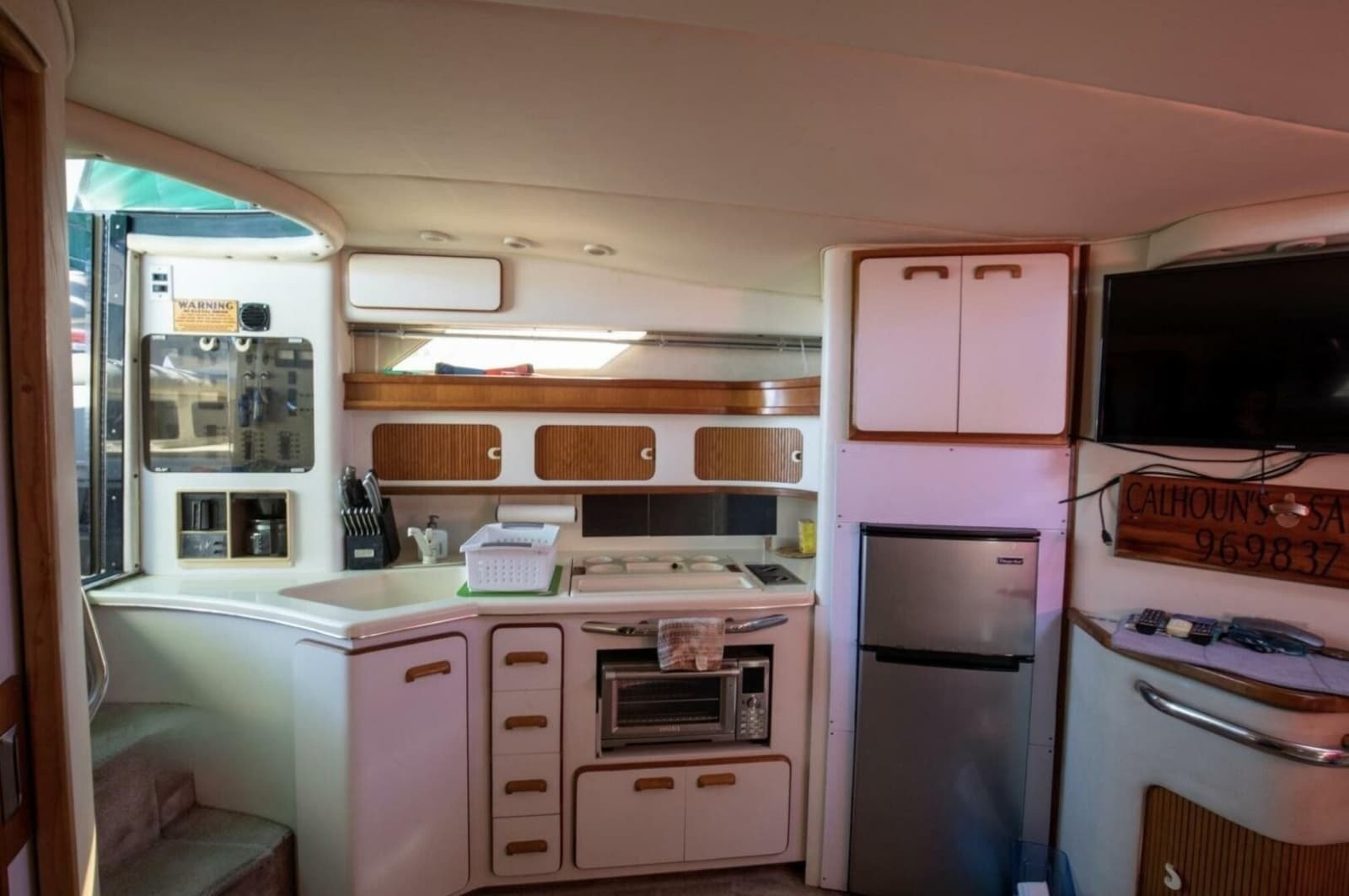 1990 Sea Ray 420 Sundancer - Photo 27
