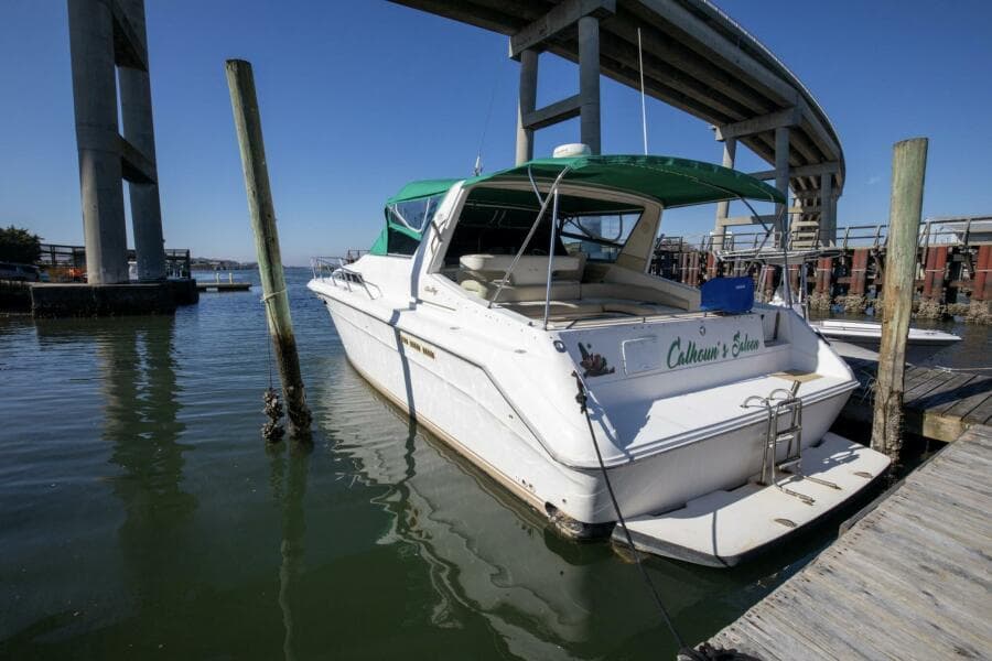 1990 Sea Ray 420 Sundancer