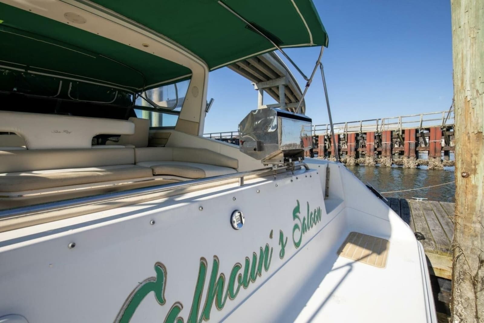 1990 Sea Ray 420 Sundancer - Photo 12