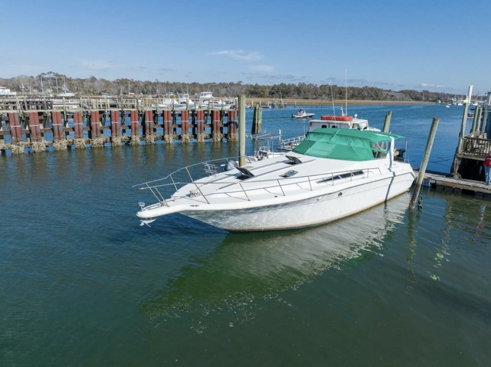 1990 Sea Ray 420 Sundancer - Photo 1