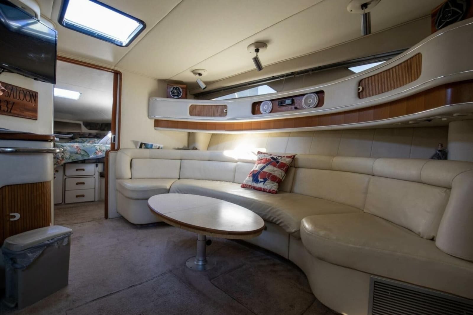 1990 Sea Ray 420 Sundancer - Photo 25