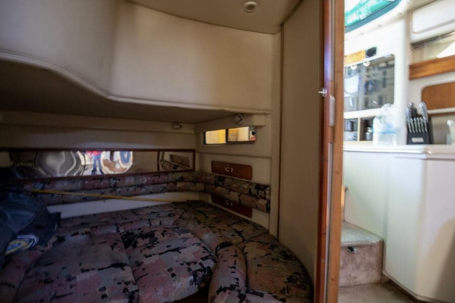 1990 Sea Ray 420 Sundancer