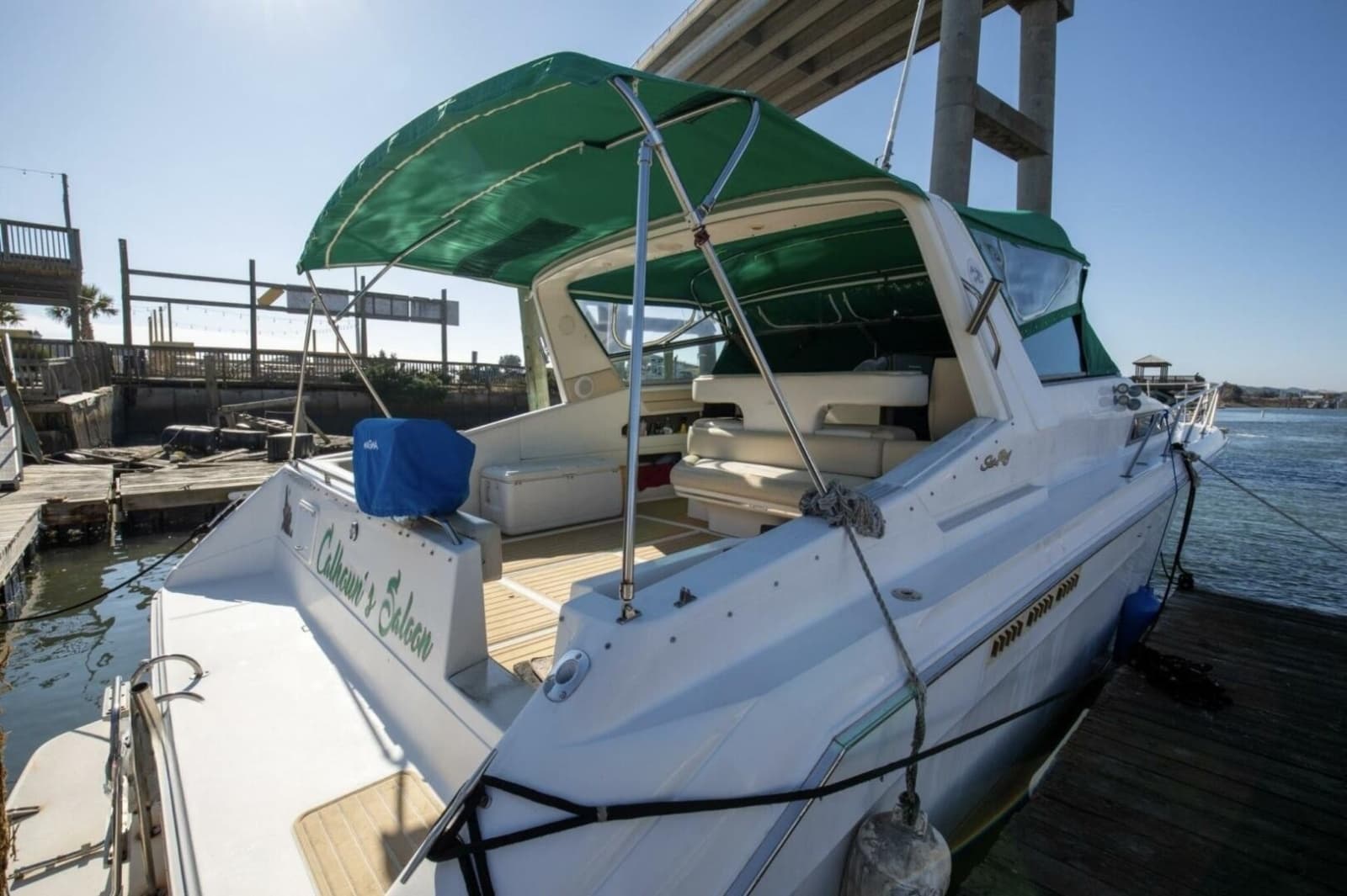 1990 Sea Ray 420 Sundancer - Photo 11