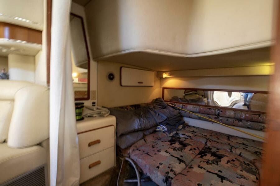 1990 Sea Ray 420 Sundancer