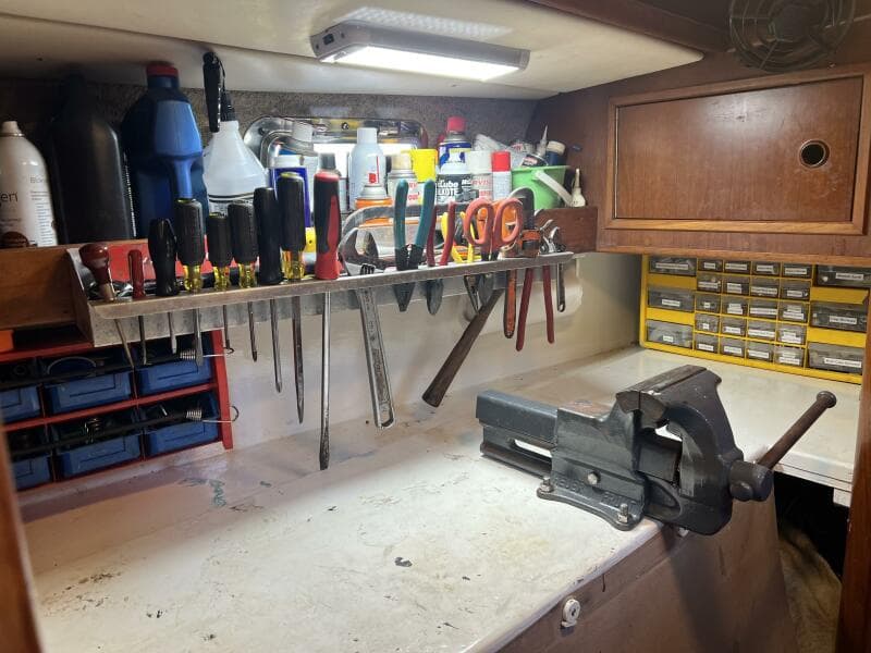 1984 Contest Conyplex - Contest