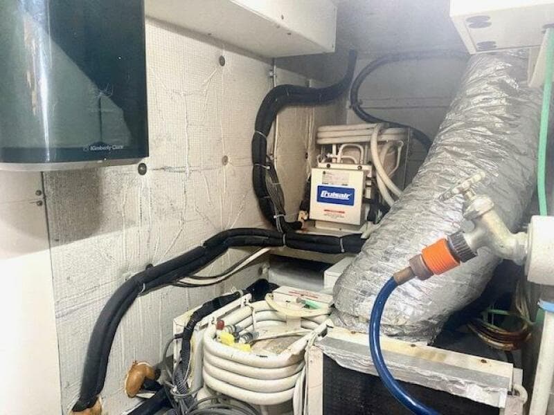 2000 Custom Carolina 56 EAST BAY