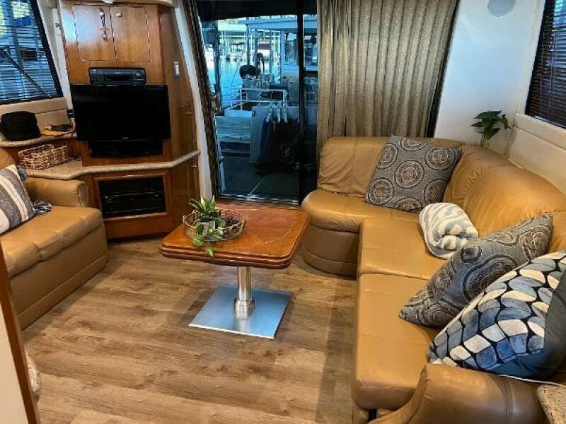 2001 Carver 450 Voyager Pilothouse