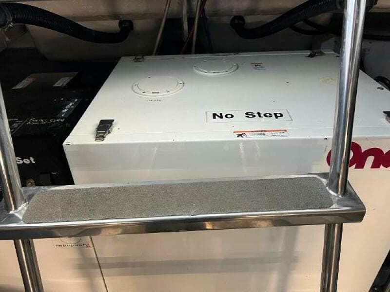 2001 Carver 450 Voyager Pilothouse