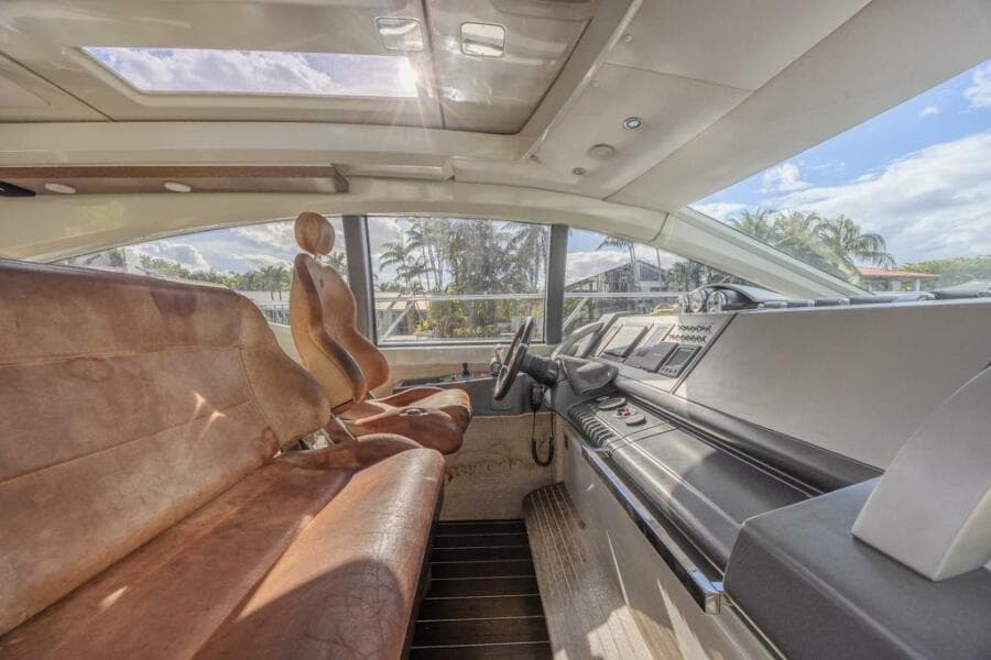 2009 Azimut 68S