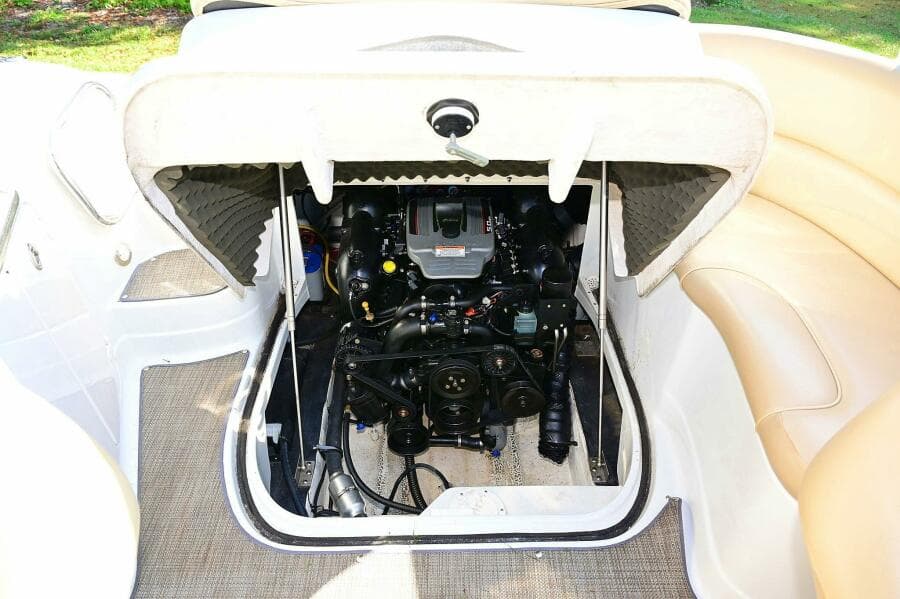 2015 Crownline 236 SC