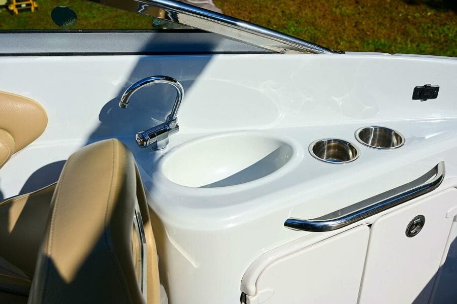 2015 Crownline 236 SC