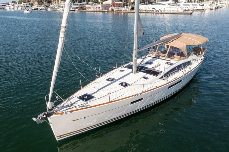 2015 Jeanneau 53DS