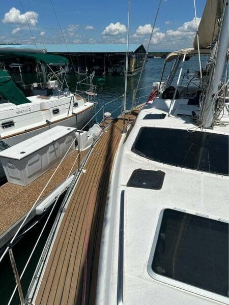 1991 Hunter Passage 42