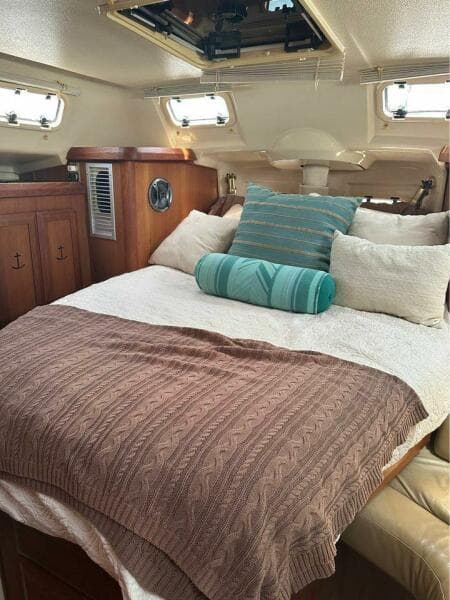 1991 Hunter Passage 42