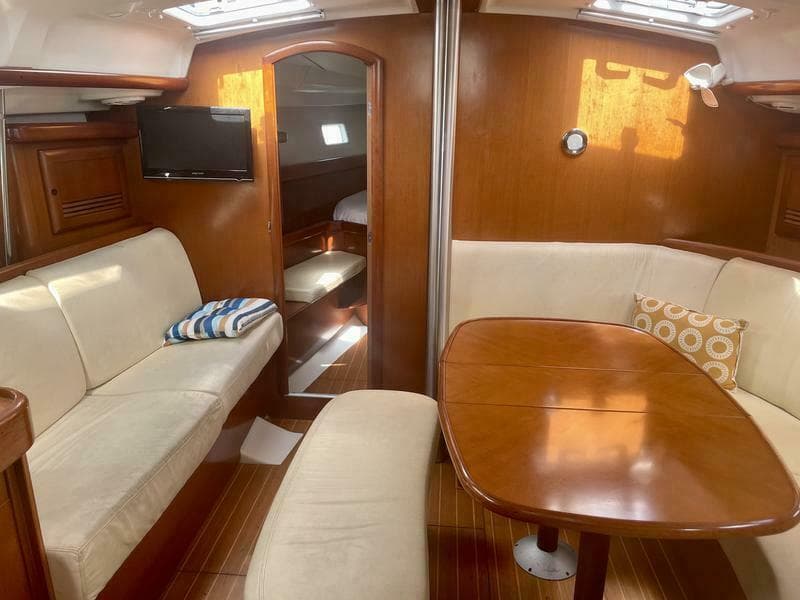 2007 Beneteau 423