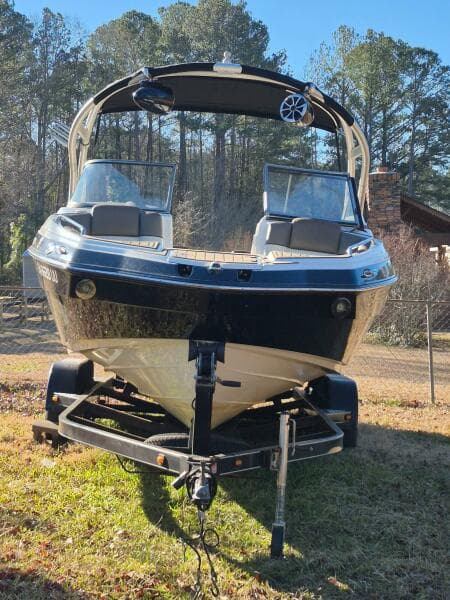 2011 Yamaha Boats 242 Limited S