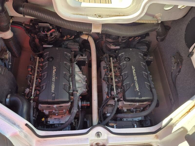 2011 Yamaha Boats 242 Limited S