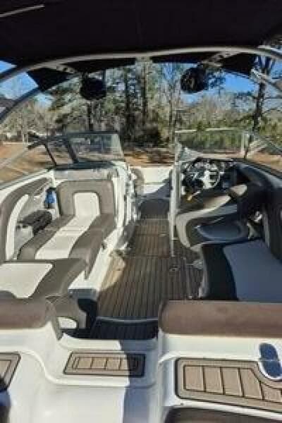 2011 Yamaha Boats 242 Limited S