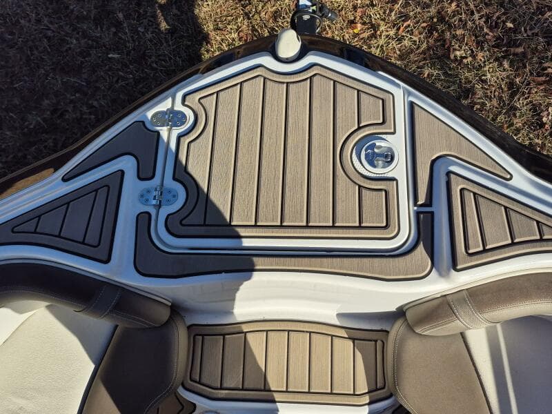 2011 Yamaha Boats 242 Limited S