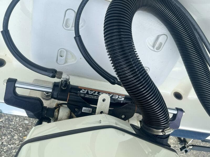 2018 Larson FX 1850 DC