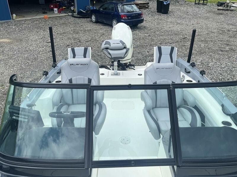 2018 Larson FX 1850 DC