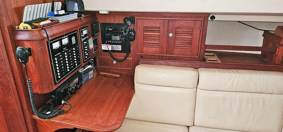 2000 Island Packet 350