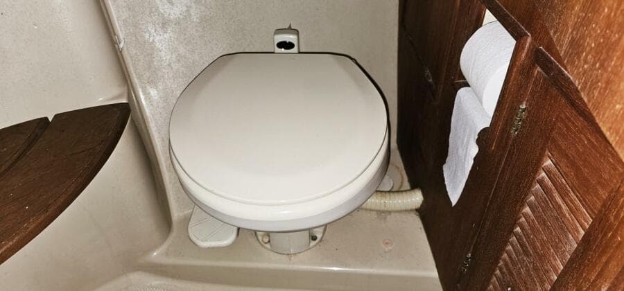 2000 Island Packet 350