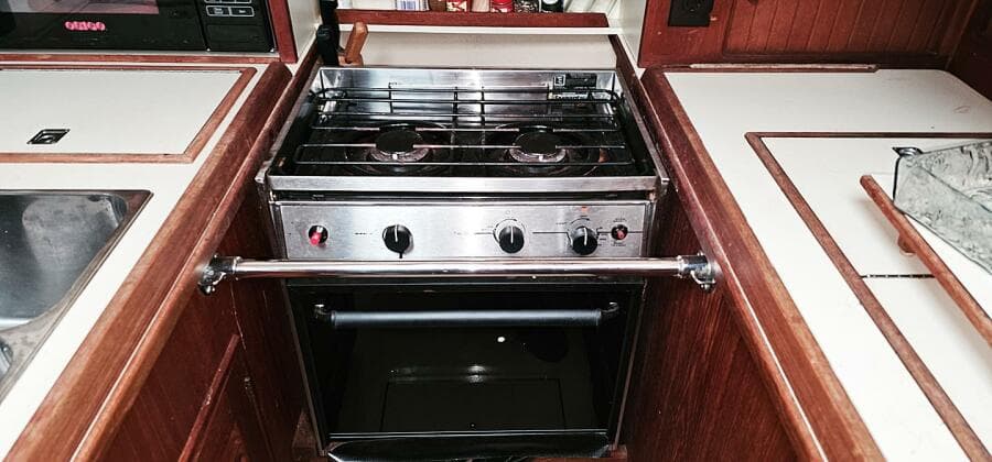 2000 Island Packet 350