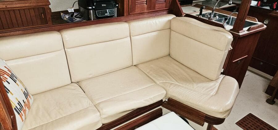 2000 Island Packet 350