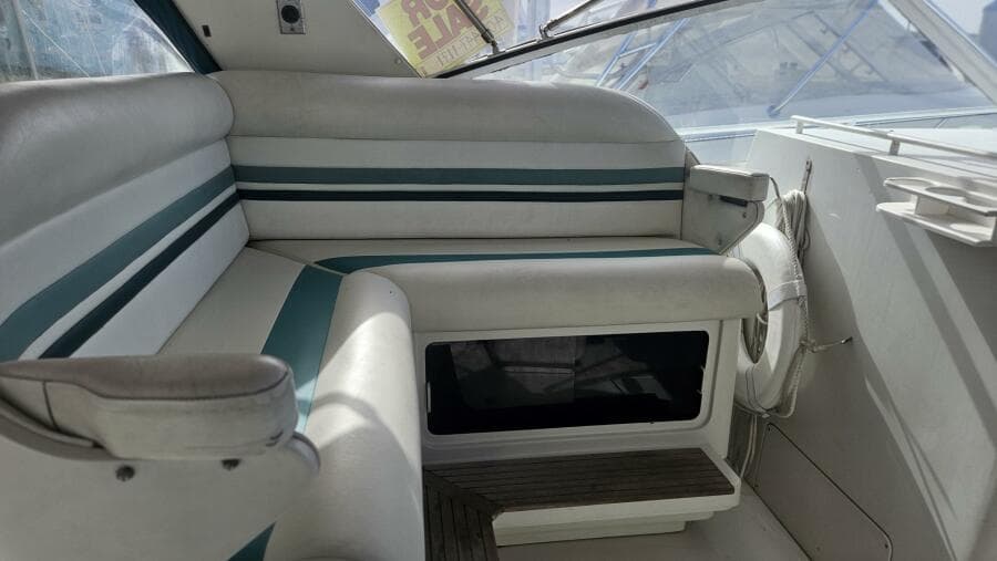 1990 Trojan 11M Express