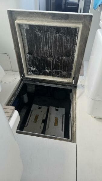 1990 Trojan 11M Express