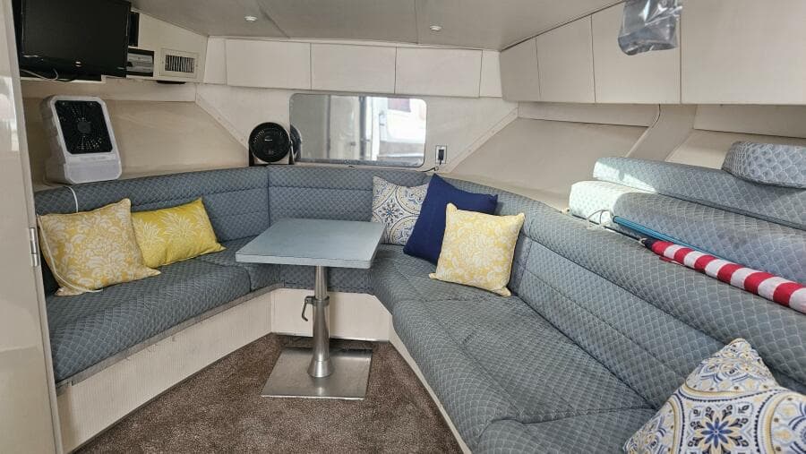 1990 Trojan 11M Express