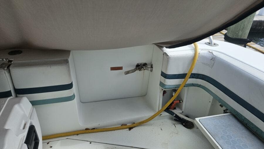 1990 Trojan 11M Express