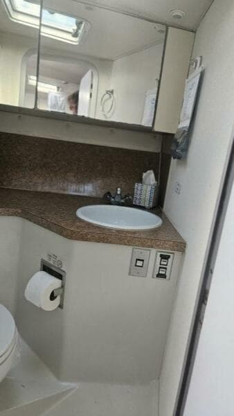 1990 Trojan 11M Express