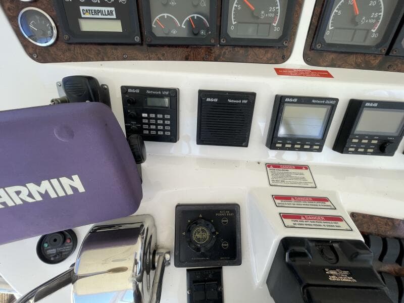 1998 Sea Ray 480 Sedan Bridge