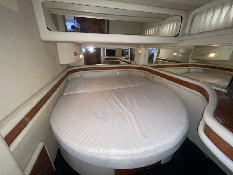 1998 Sea Ray 480 Sedan Bridge