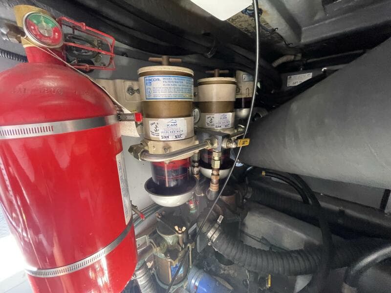 1998 Sea Ray 480 Sedan Bridge