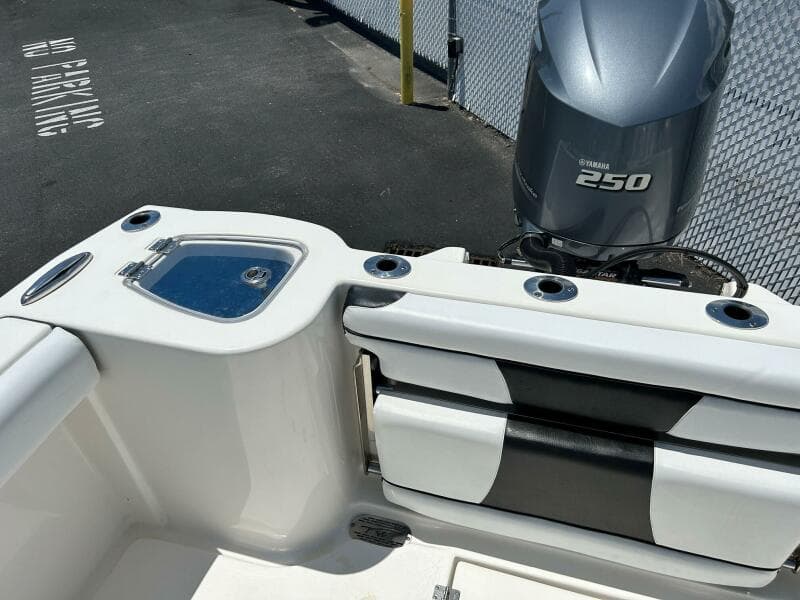 2019 Tidewater 232 Adventure