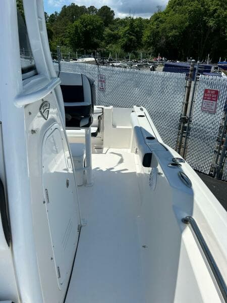 2019 Tidewater 232 Adventure