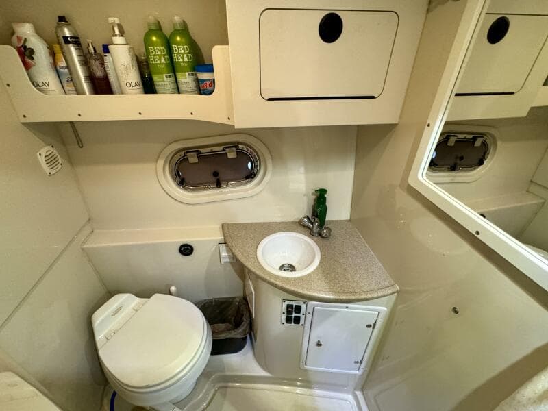 2004 Four Winns Vista 288