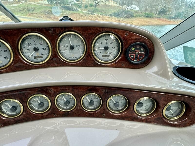 2004 Four Winns Vista 288