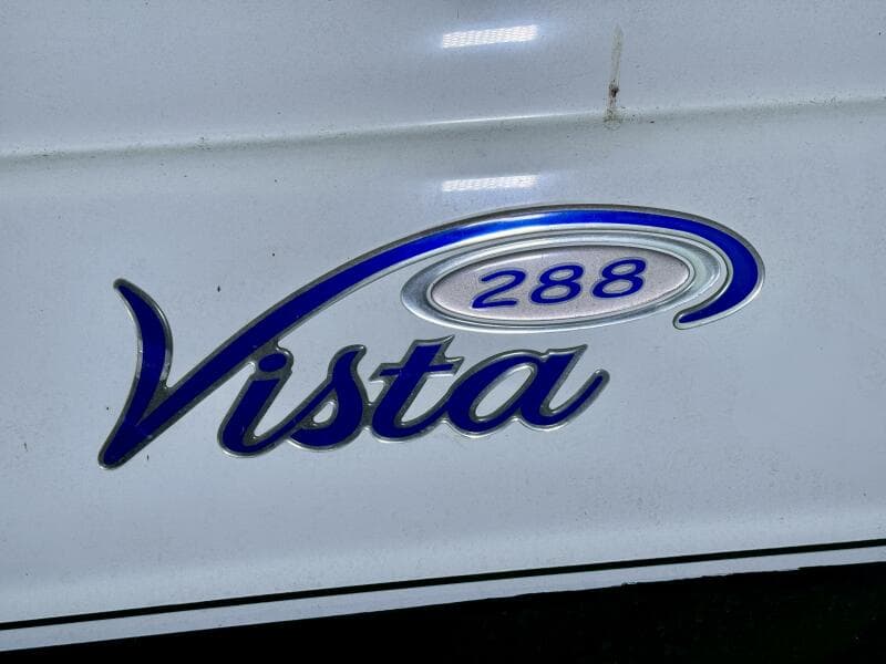 2004 Four Winns Vista 288