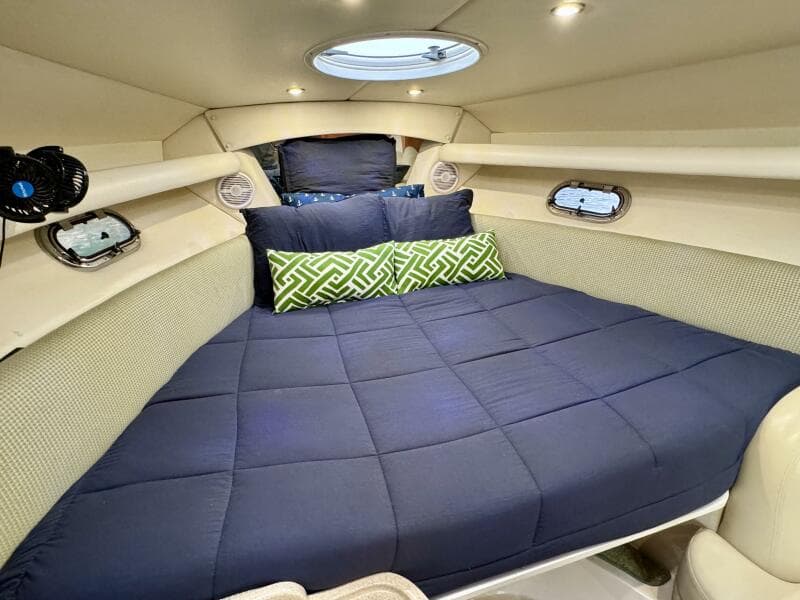 2004 Four Winns Vista 288